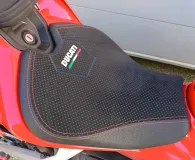 DUCATI V4 S 1ERE MAIN GTIE 29/05/2027 9500€ ACCESSOIRES