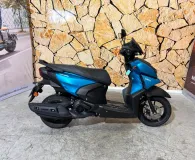 YAMAHA RayZR 125