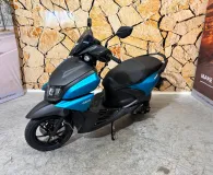 YAMAHA RayZR 125