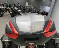TRIUMPH 800 XRx REVISION DES 40000 KMS OK PNEUS NEUF + KIT CHAINE NEUF