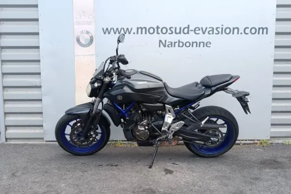 YAMAHA MT 07 2014