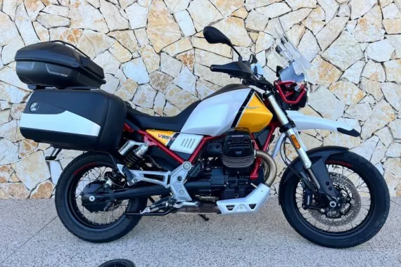 MOTO-GUZZI V85 TT 850 ABS + TC + OPTIONS