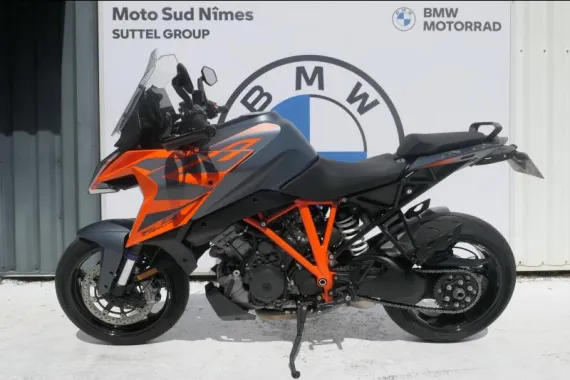 KTM Super Duke 1290 GT