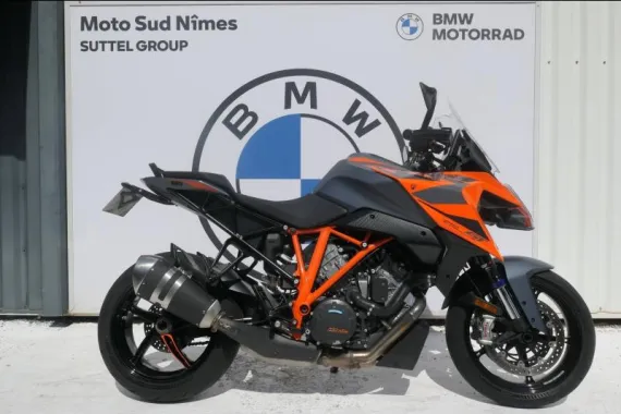 KTM Super Duke 1290 GT