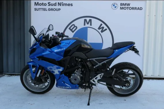 SUZUKI GSX-8R + Options