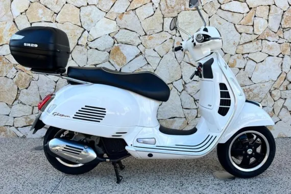 VESPA GTS 125 iget 4V Super ABS Stop & Start 2700KM