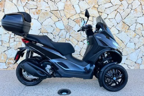 PIAGGIO MP3 300 HPE ABS ASR + TOP CASE