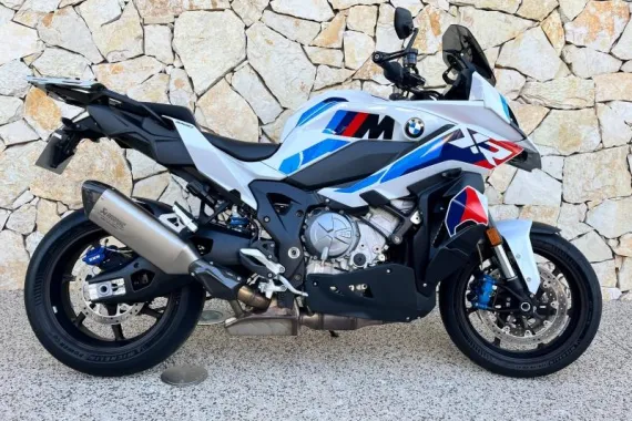 BMW M 1000 XR
