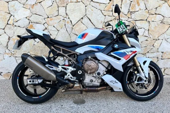 BMW S 1000 R PACK M