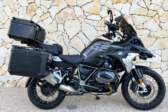 BMW R 1250 GS TRIPLE BLACK FULL OPTION