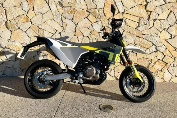HUSQVARNA 701 Supermoto 2022