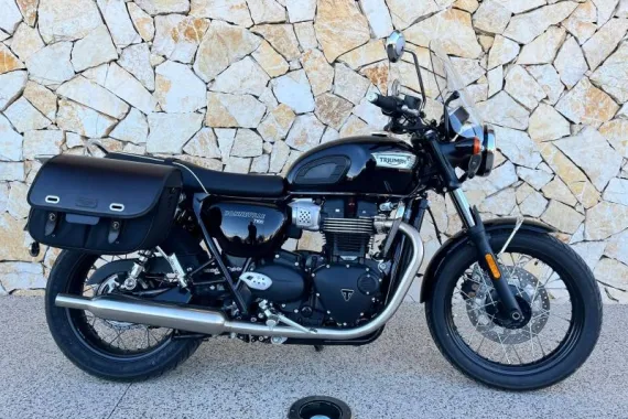TRIUMPH Bonneville T100 900  A2. + options