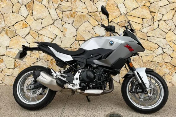 BMW F 900 XR 105cv
