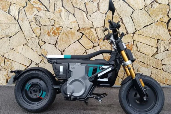 BMW C CE02  ( CE 02 ) 125 / 11KW
