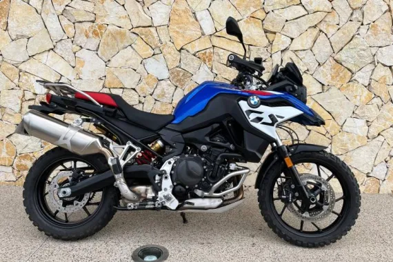 BMW F 800 GS 2025 full pack A2