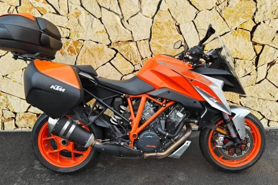 KTM Super Duke 1290 GT ABS