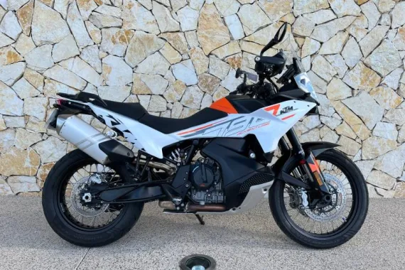 KTM Adventure 790 2024