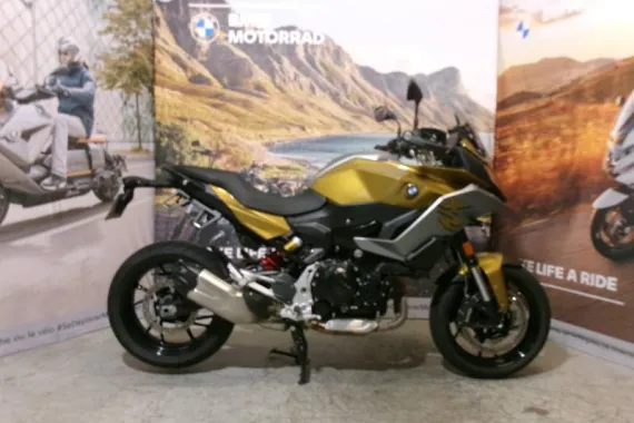 BMW F F 900 XR