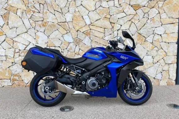 SUZUKI GSX-S 1000 GT 2025 + options