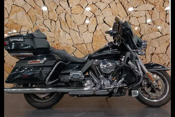 HARLEY-DAVIDSON Electra Gld Ult Ltd Electra Glide Ultra Limited 1690 Noir ABS 2014