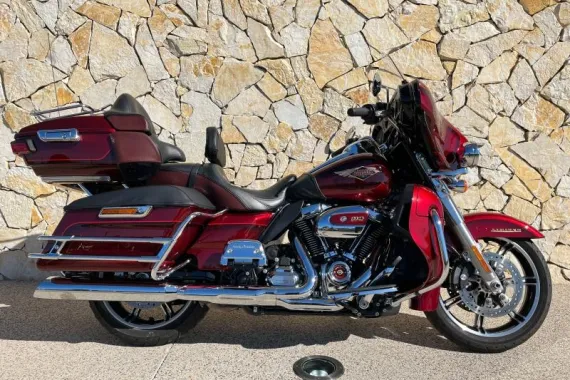 HARLEY-DAVIDSON Electra Gld Hwy King Electra Glide ultra 1868 Serie Limite 120 eme anniversaire