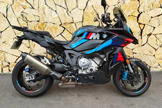 BMW M 1000 XR
