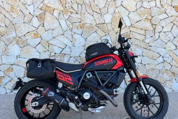 DUCATI Scrambler 800 Full Throttle