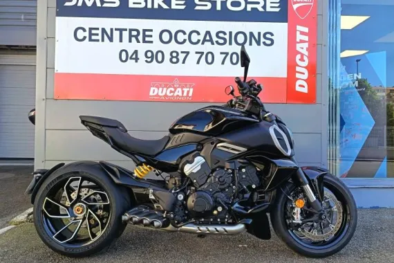 DUCATI Diavel Diavel 1158 V4