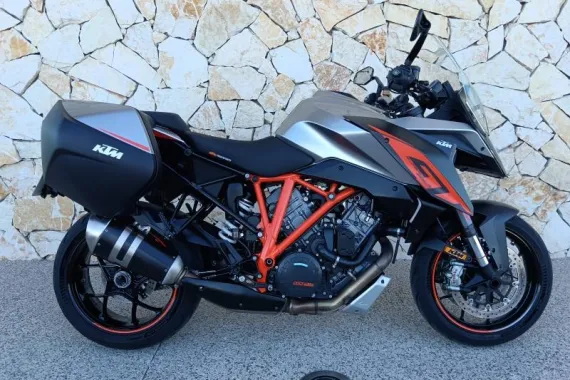 KTM Super Duke 1290 GT ABS 2017 Full Tech Pack