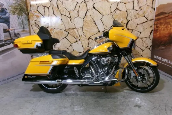 HARLEY-DAVIDSON CVO Street Glide CVO Street Glide 1923 2022
