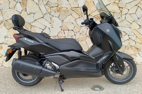 YAMAHA X-Max 300 Tech MAX 2024