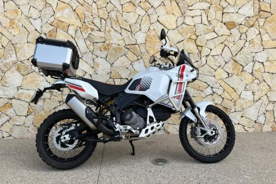 DUCATI DesertX 937 avec option