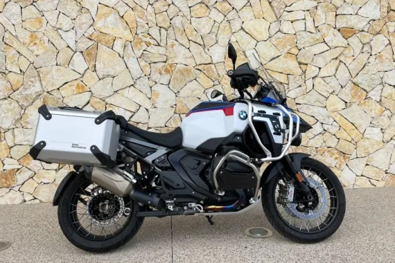 BMW R 1300 GS Adventure Full Option