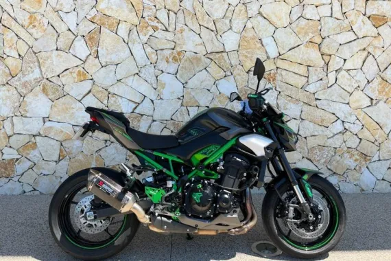 KAWASAKI Z 900 2025 125cv voir d'options