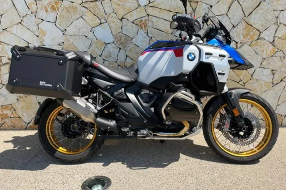 BMW R 1300 GS Adventure + OPTIONS