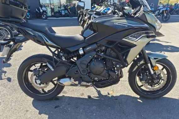 KAWASAKI Versys Versys 650 Noir 2024
