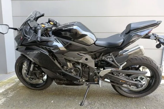 KAWASAKI Ninja ZX -4R 400 Ninja 121 KMS GARANTIE 02/03/2030 A SAISIR