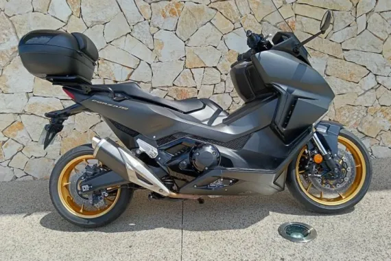 HONDA NSS Forza 2023 + TOP CASE