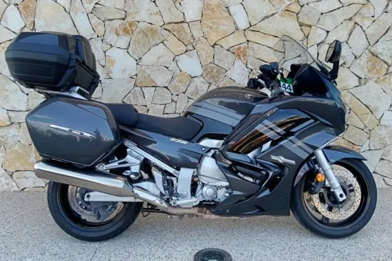 YAMAHA FJR FJR 1300 A 2018 AVEC BAGAGERIE