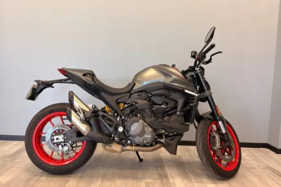 DUCATI Monster Monster+ 937