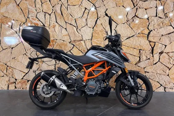 KTM 125 DUKE .