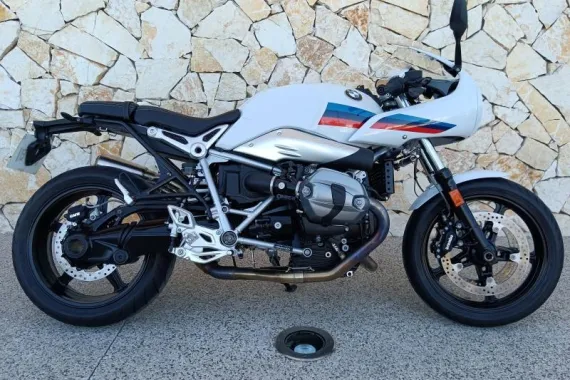 BMW R 1200 NineT Racer + Capot de selle 6500km