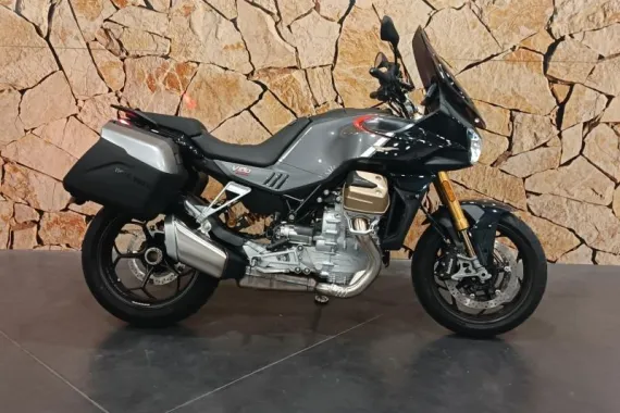 MOTO-GUZZI V100 Mandello V100 Mandello 1000