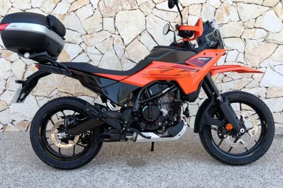KTM Adventure 390 X. + option