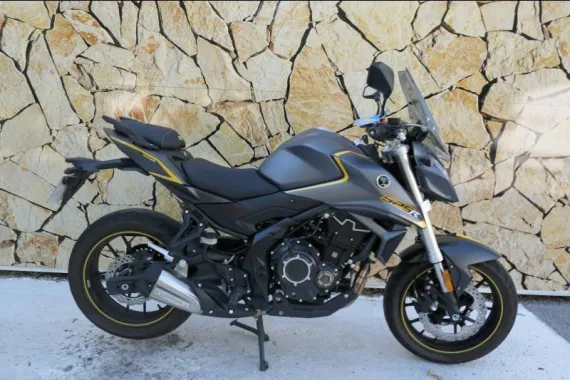 VOGE 500 R r