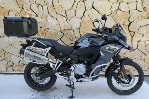 BMW F 850 GS Adventure A2 Style Triple Black Finition Pro + Options