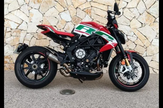 MV-AGUSTA Dragster MV-AGUSTA Dragster 800 RR