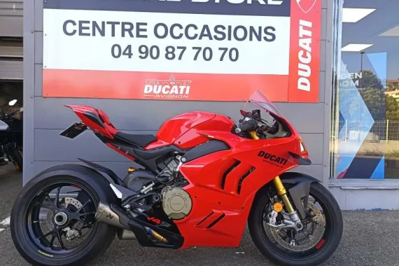 DUCATI Panigale Panigale V4 S 1ERE MAIN LIGNE AKRAPOVIC