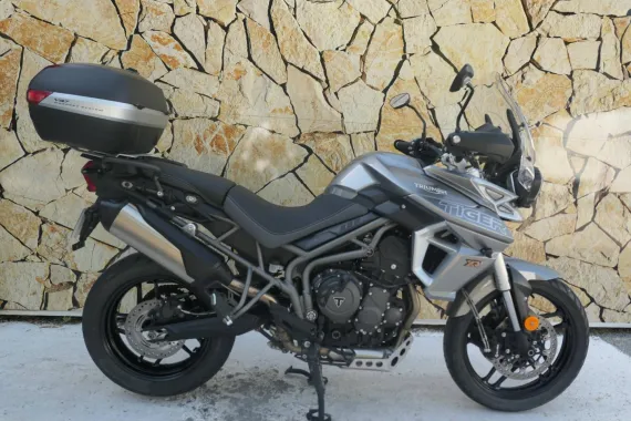TRIUMPH Tiger 800 XRT + Options