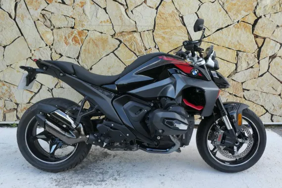 BMW R 1300 R Style 719 Finition Pro